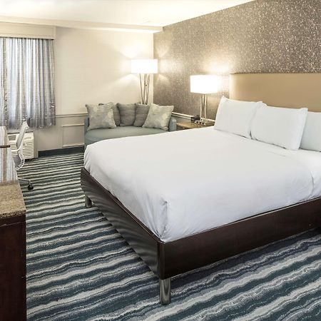 Doubletree By Hilton Hotel Wilmington Eksteriør billede